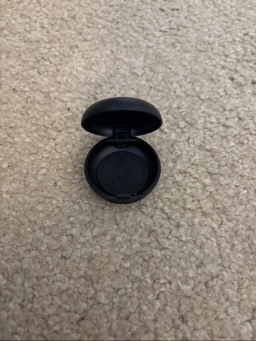 Loop Earplug Case - Picture 2 of 2